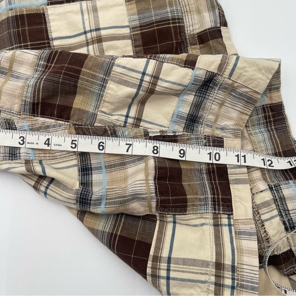 American Eagle Cargo Shorts Mens 32 Madras Plaid Longer Length Patchwork Y2K - Picture 9 of 10